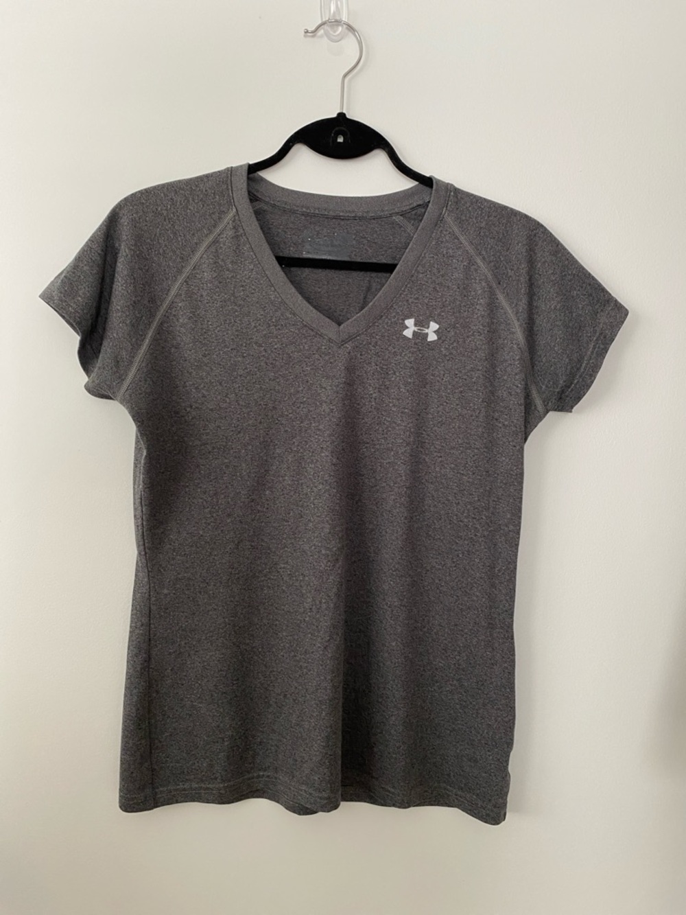 Under Armour Women's Dark Gray V-Neck Performance Tee